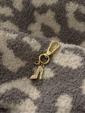 tarte Gold-tone High Heel Key & Card Holder Charm with Pink Enamel